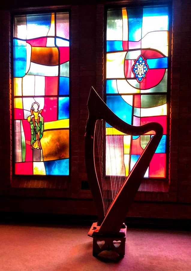 harpist Akron Ohio at Prince of Peace church in Barberton - wedding ceremony photo NE Ohio